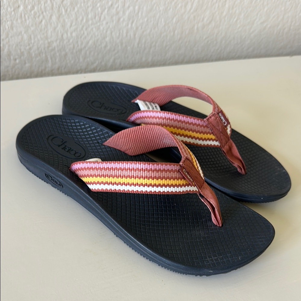 Chaco Black Sandals with Pink Yellow Straps Women’s Size 7 - NWOT Arch Support
